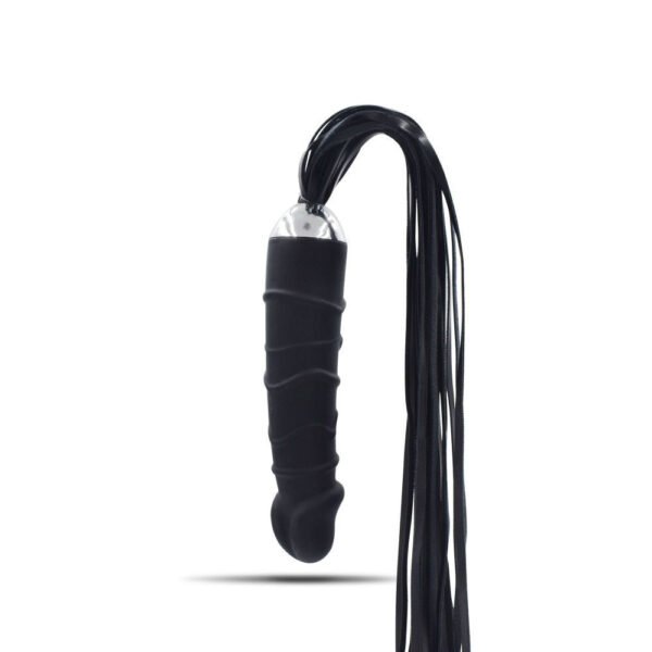 Frusta in similpelle lunga 30 cm del dildo anale Real Whip, perfetta per passare da carezze a spanking.